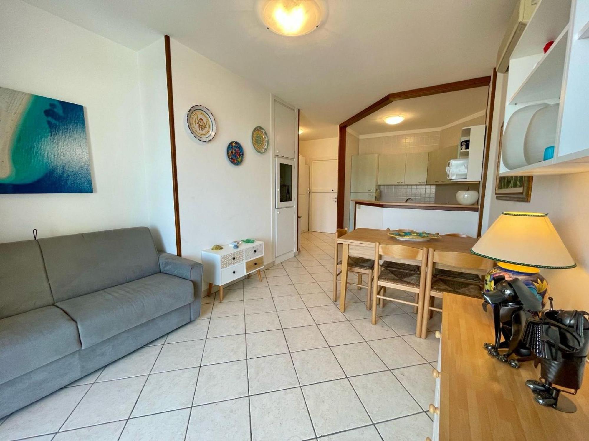 Bright Apartment With Pool Porto Santa Margherita di Caorle Ngoại thất bức ảnh